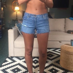 Cut off shorts